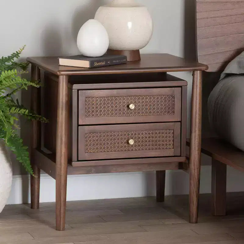 Comodino in legno a 2 cassetti intrecciato in rattan, marrone noce