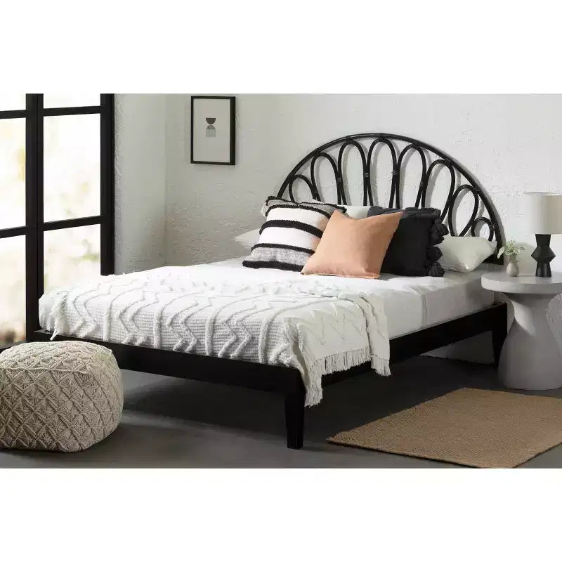 Letto a piattaforma Queen 82,5" e testiera in rattan nero