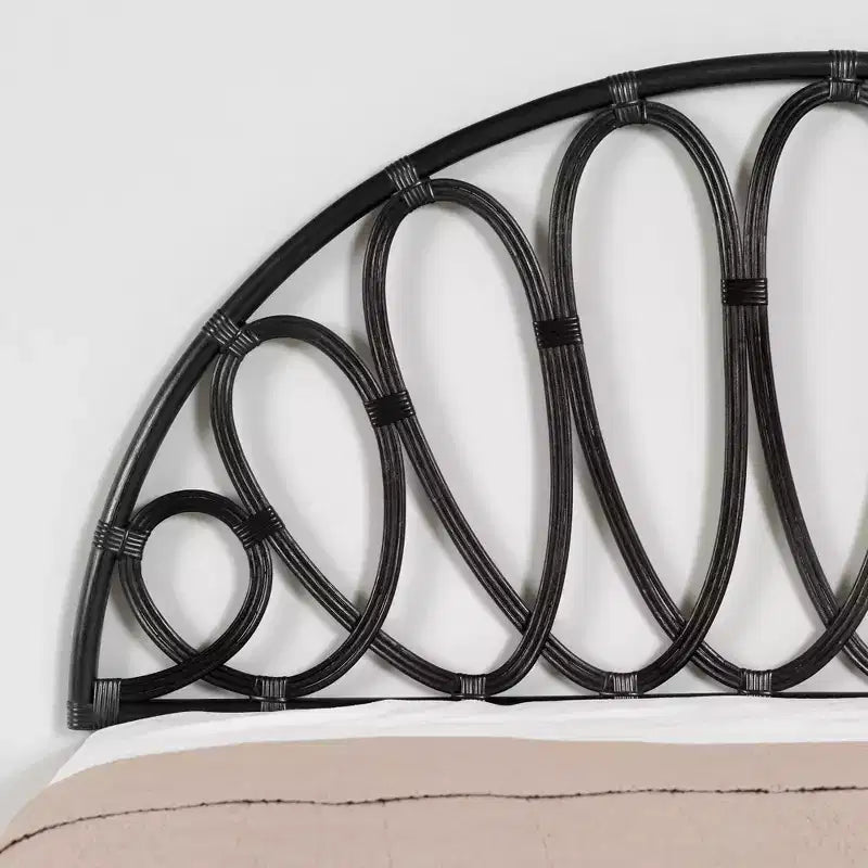 Letto a piattaforma Queen 82,5" e testiera in rattan nero