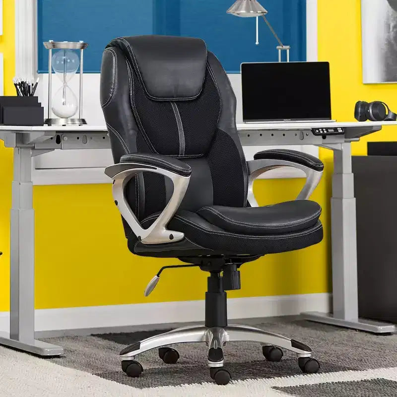 Sedia da ufficio direzionale in rete