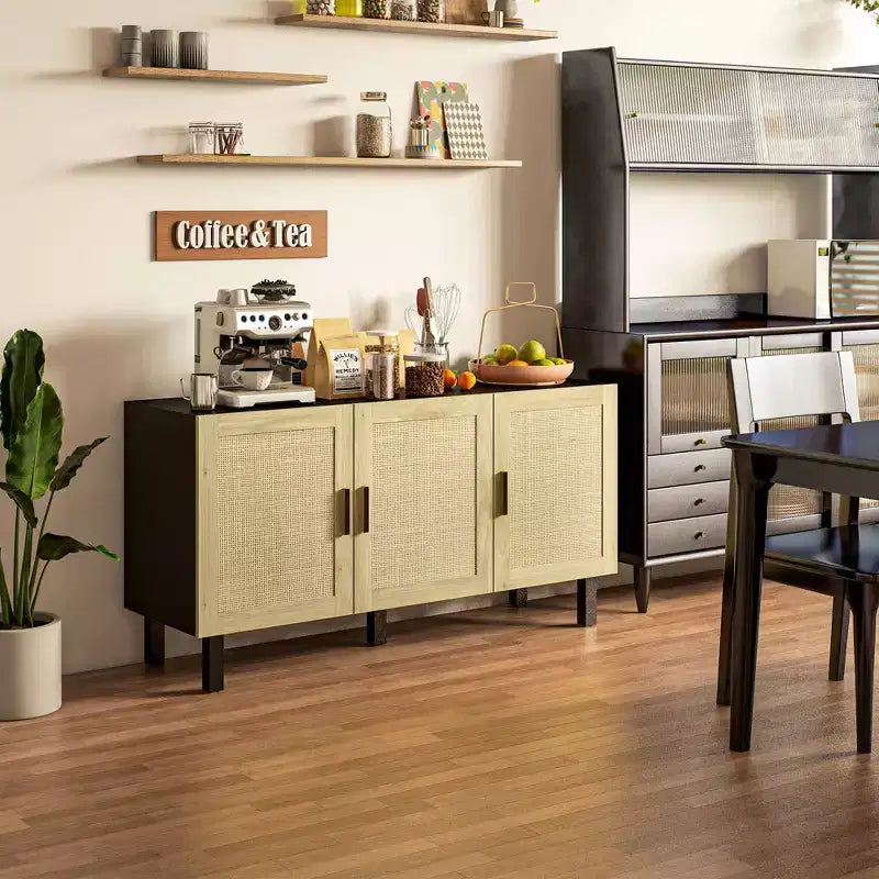 Credenza a buffet, mobile da cucina e mobile bar con 3 ante in rattan e ripiani regolabili